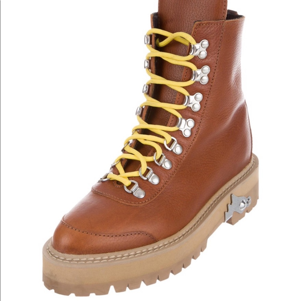 Off-Withe hiking boots - Picture 2 of 6
